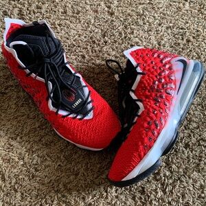 Mens shoes, size 13, Lebron XVII